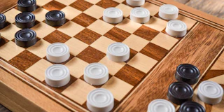 Checkers Two Player thumbnail