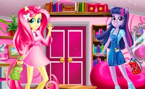 Equestria Girls First Day at Highschool