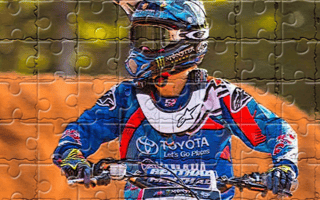 Motocross Puzzle Challenge game cover