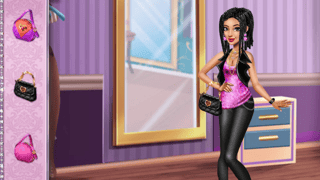 Tris Fashionista Dolly Dress Up game cover